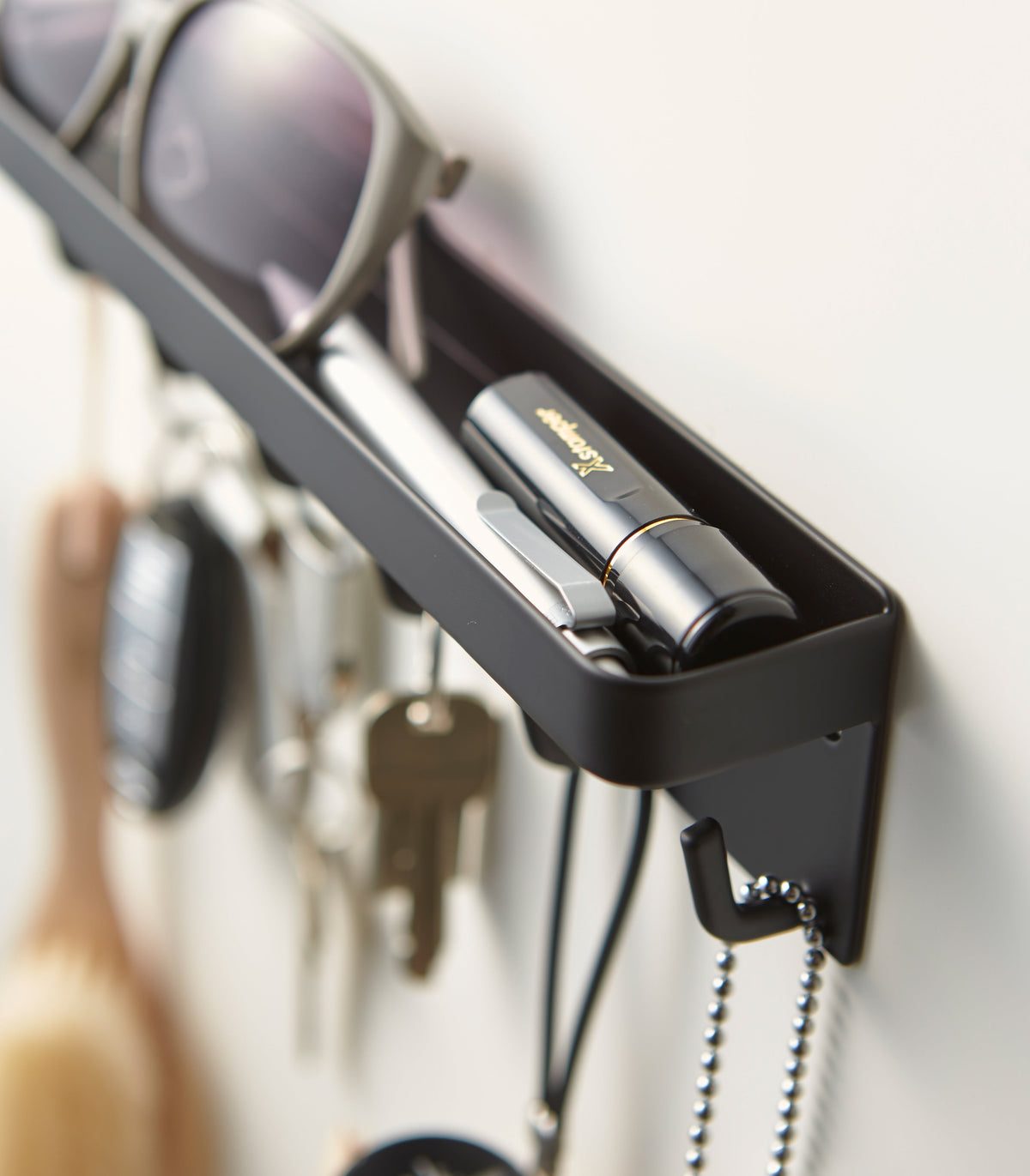 Magnetic Steel Key Rack with Shelf product image