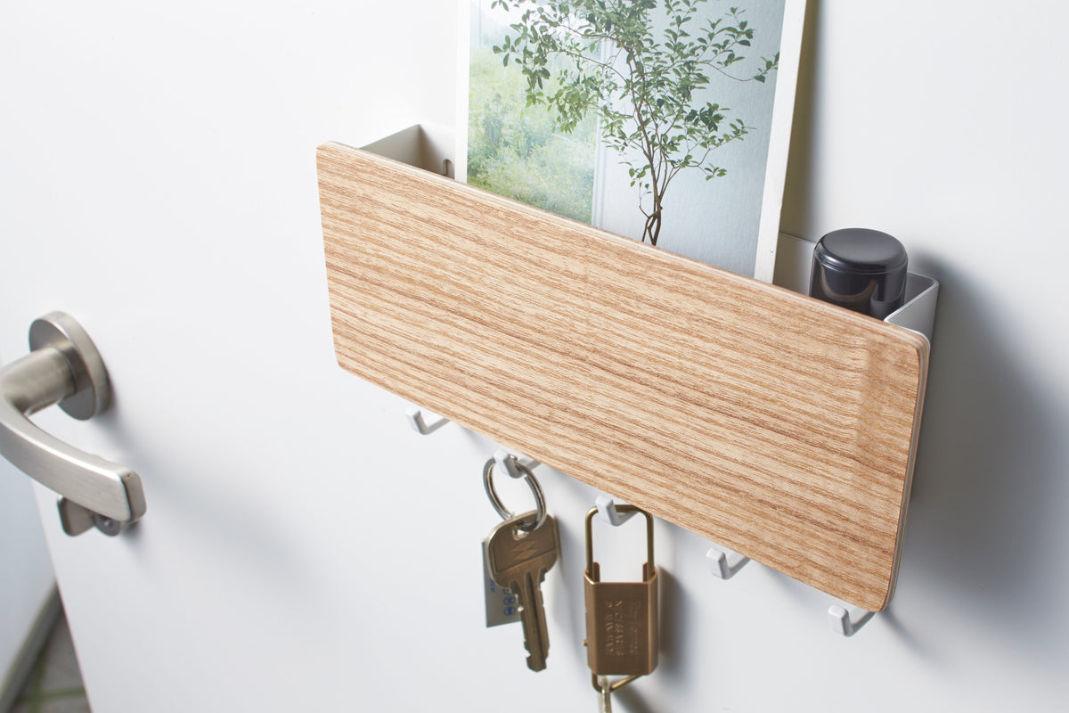 Magnetic Steel and Wood Key Organizer product image
