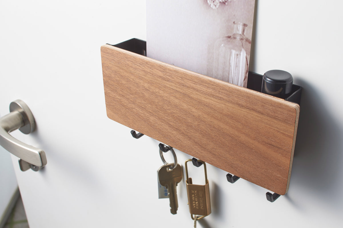 Magnetic Steel and Wood Key Organizer product image
